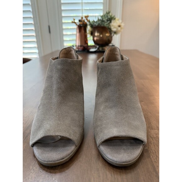 Lucky Brand Taupe Gray Suede Peep Toe Booties US 8.5 Block Heel Tie Back Cutout - Picture 4 of 10
